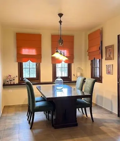 270sqm, Up To 8 Guests, Free Parking, Unique View