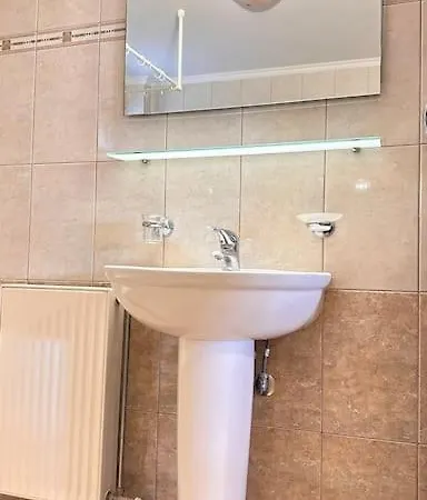 270sqm, Up To 8 Guests, Free Parking, Unique View *