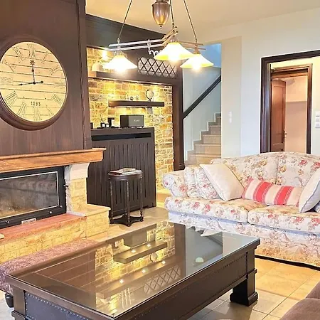 270sqm, Up To 8 Guests, Free Parking, Unique View